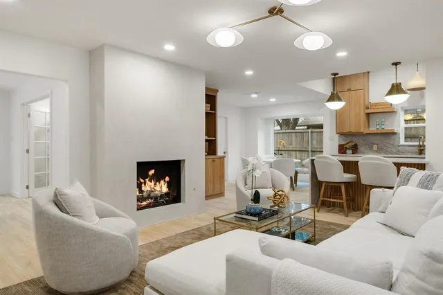 $925,000 | 10944 Yorksprings Drive, Dallas, TX 75218