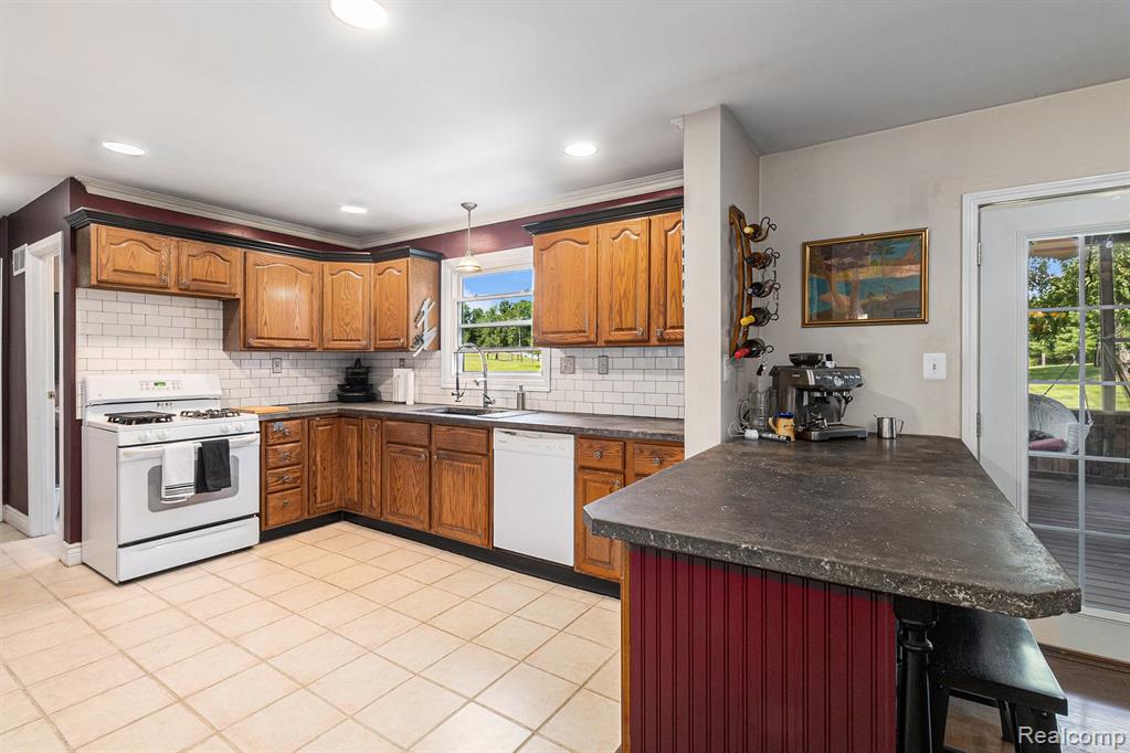 5083 Curtis Road Attica, MI 48412 - Photo 6 of 44
