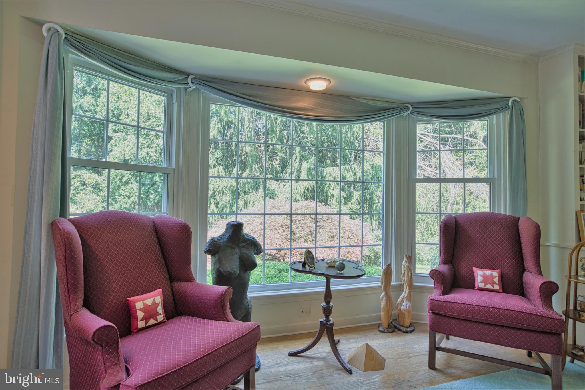 4 Sunset Road Lawrenceville, NJ 08648 - Photo 12 of 43 Oversized living room picture window