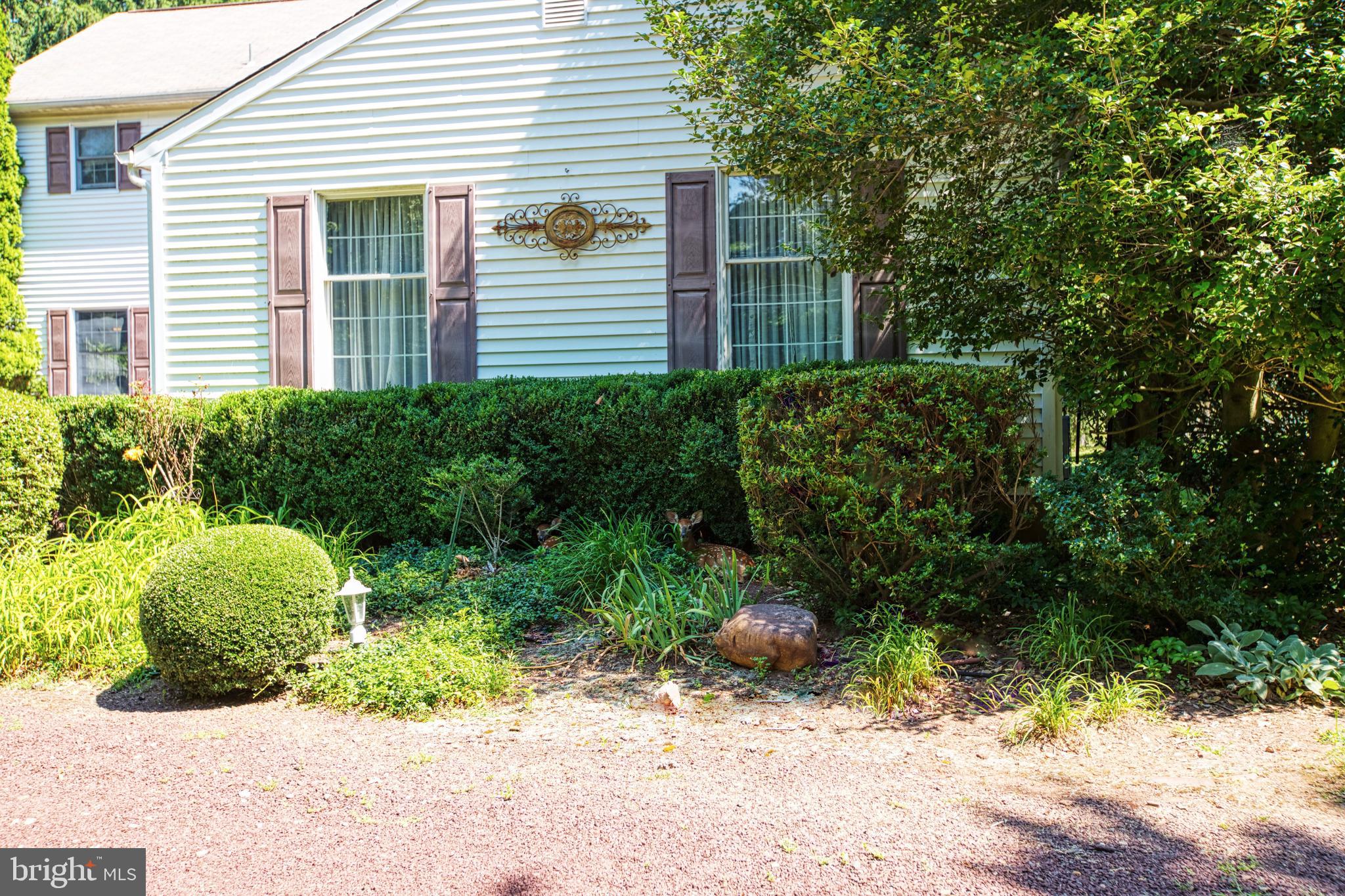 4 Sunset Road Lawrenceville, NJ 08648 - Photo 4 of 43 Side entry 2 car garage
