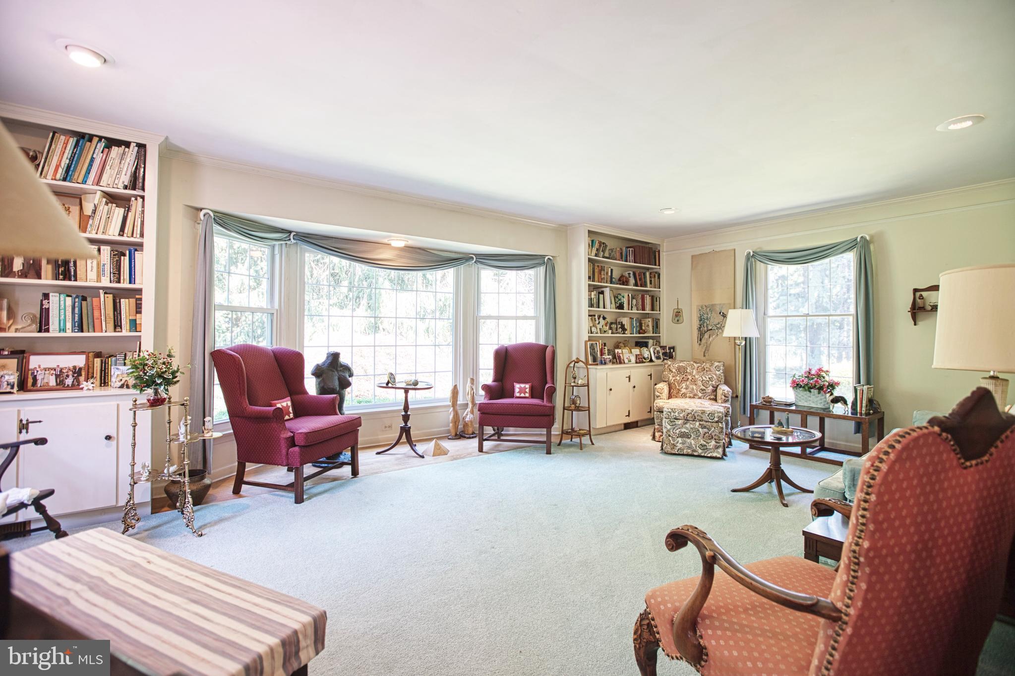 4 Sunset Road Lawrenceville, NJ 08648 - Photo 10 of 43 Front to back living room