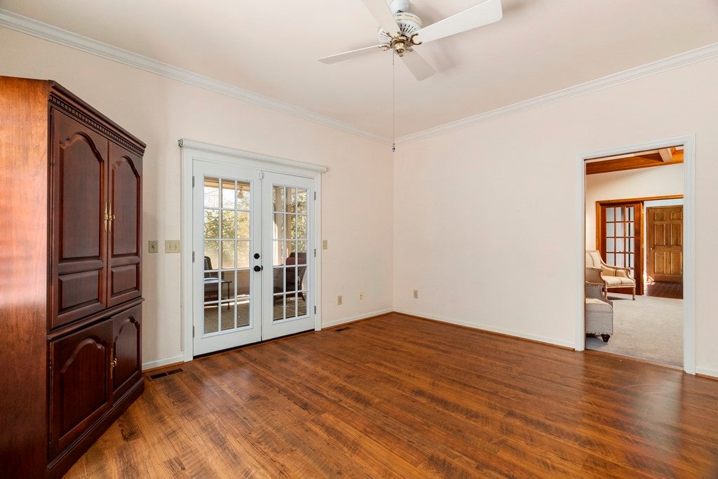 708 South Dean Road Auburn, AL 36830 - Photo 12 of 30 Gallery Image 12