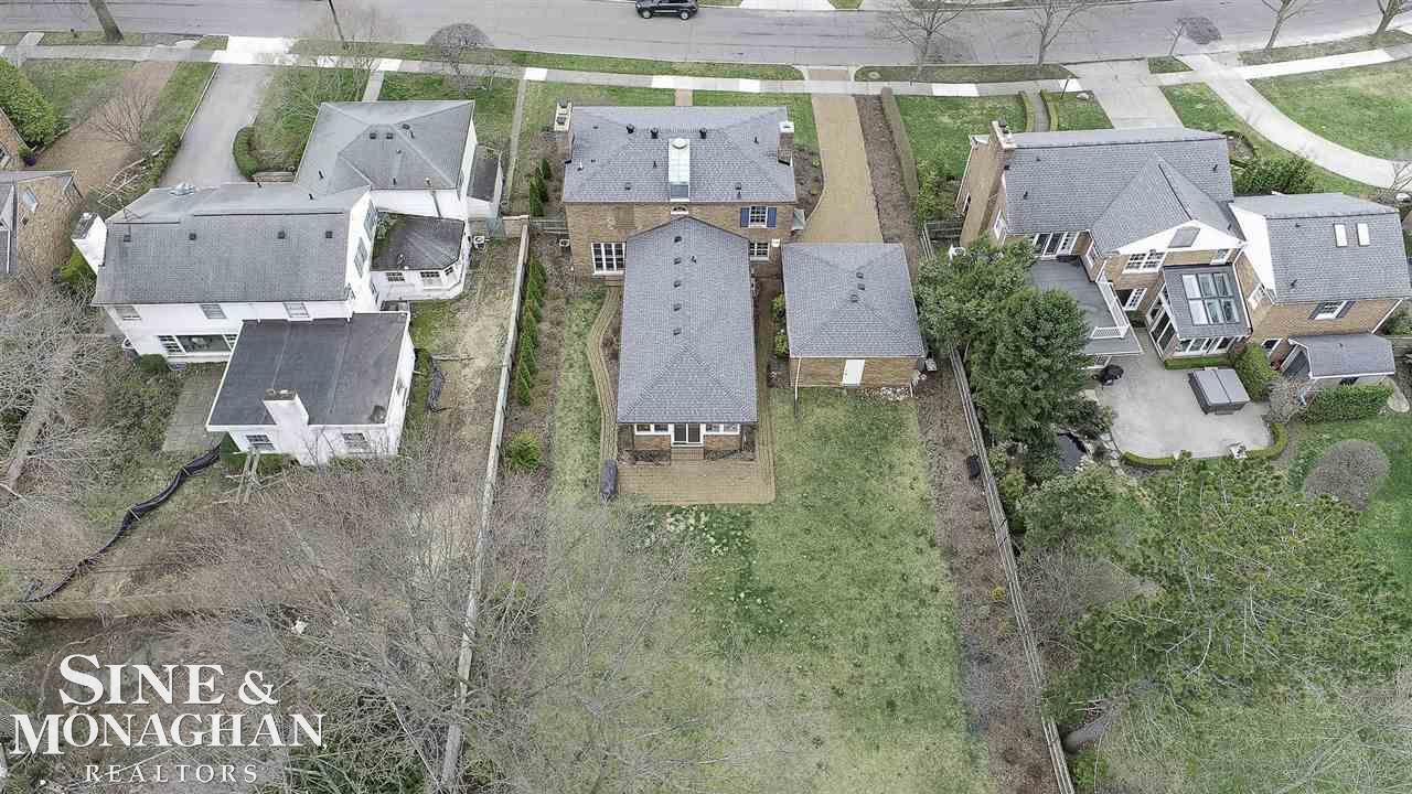 34 Edgemere Road Grosse Pointe, MI 48236 - Photo 52 of 67 50073675-51.JPG