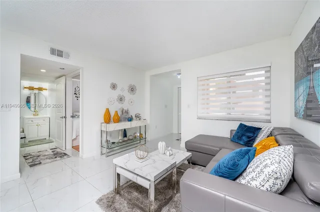 $365,000 | 6445 Southwest 130th Place, Unit 603, Miami, FL 33183