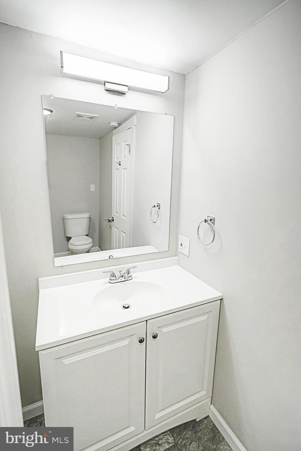 87 Rolling Road Delta, PA 17314 - Photo 27 of 41 Gallery Image 27