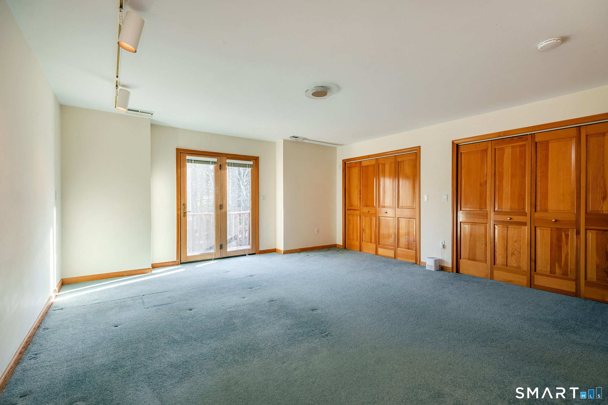 233 Southbury Road Roxbury, CT 06783 - Photo 36 of 38 a view of an empty room with window