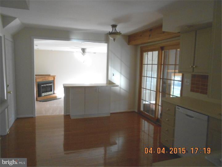 107 Morgan Road Aston, PA 19014 - Photo 10 of 24 Kitchen