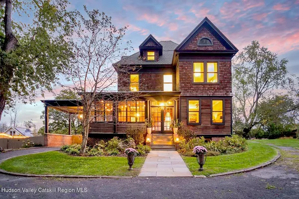 $1,175,000 | 4174 Highway 9W, Saugerties, NY 12490