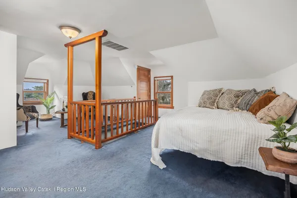 $1,175,000 | 4174 Highway 9W, Saugerties, NY 12490