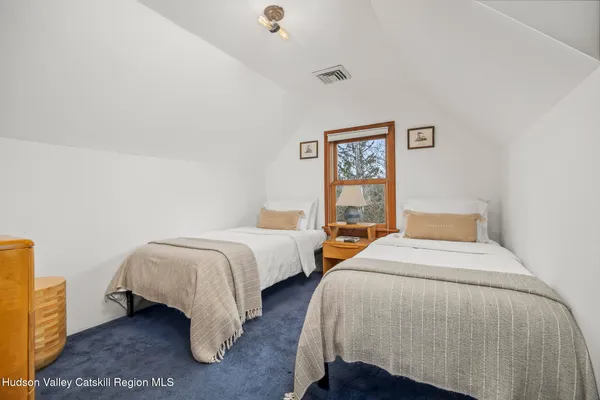 $1,175,000 | 4174 Highway 9W, Saugerties, NY 12490