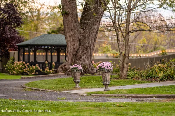 $1,175,000 | 4174 Highway 9W, Saugerties, NY 12490