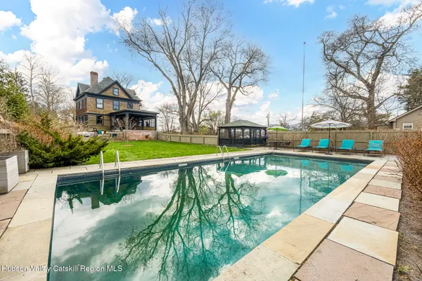 $1,175,000 | 4174 Highway 9W, Saugerties, NY 12490