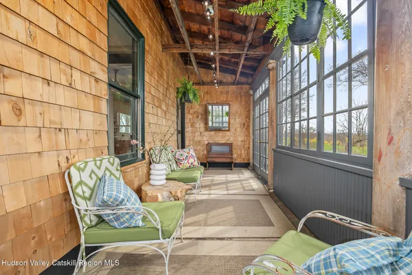 $1,175,000 | 4174 Highway 9W, Saugerties, NY 12490