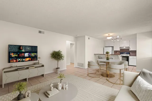 $538,000 | 1372 Branham Lane, Unit 1, San Jose, CA 95118