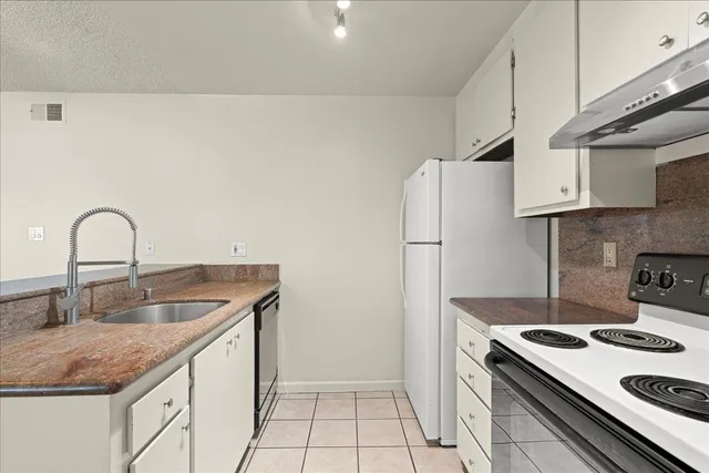 $538,000 | 1372 Branham Lane, Unit 1, San Jose, CA 95118