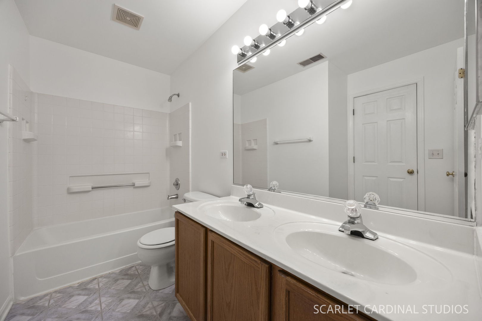 2125 West Concord Lane Addison, IL 60101 - Photo 15 of 25