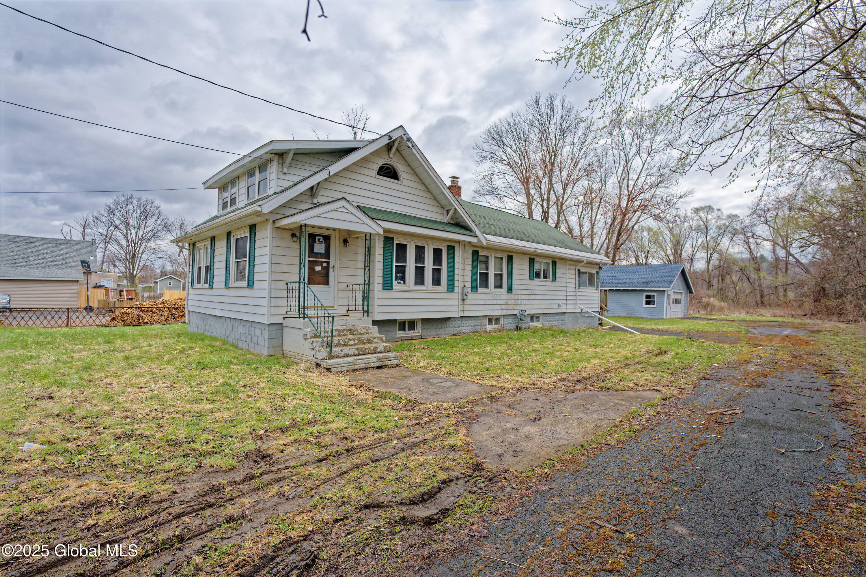 387 Hudson River Road Halfmoon, NY 12188 - Photo 1 of 43 Front