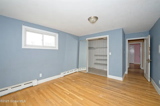 $190,000 | 387 Hudson River Road, Halfmoon, NY 12188