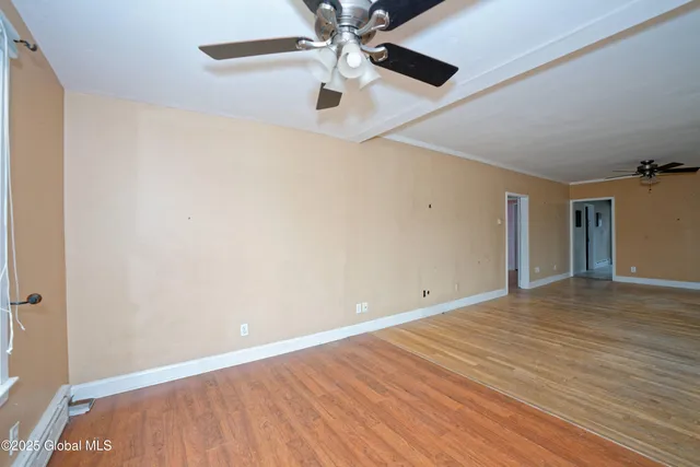 $190,000 | 387 Hudson River Road, Halfmoon, NY 12188