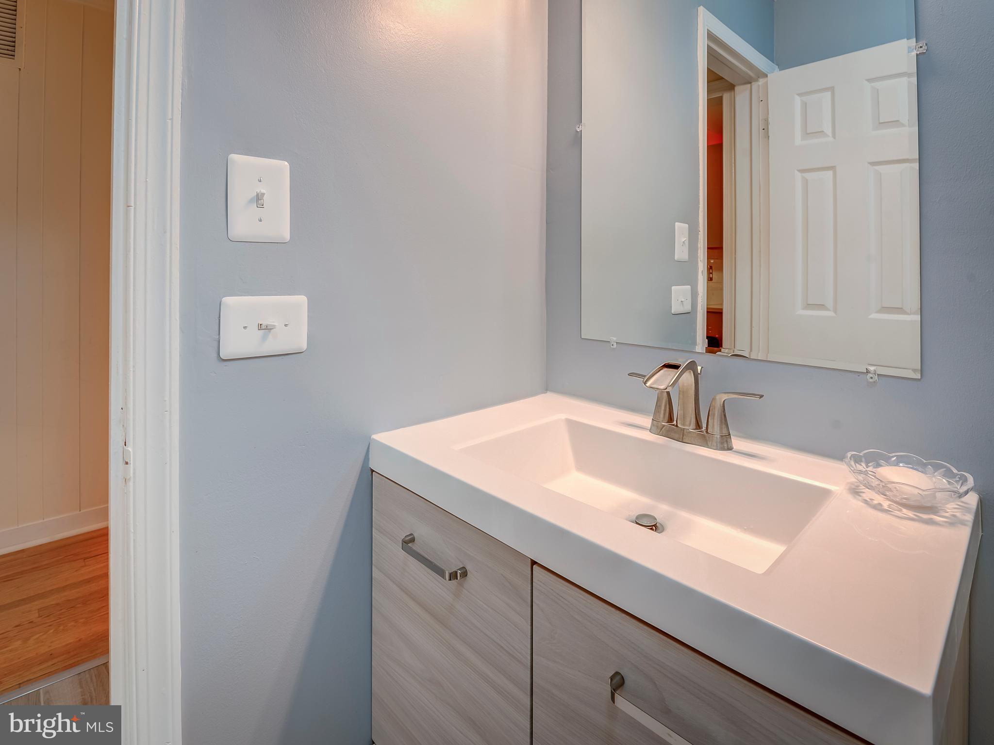 2004 Arcola Avenue Silver Spring, MD 20902 - Photo 29 of 43 Gallery Image 29