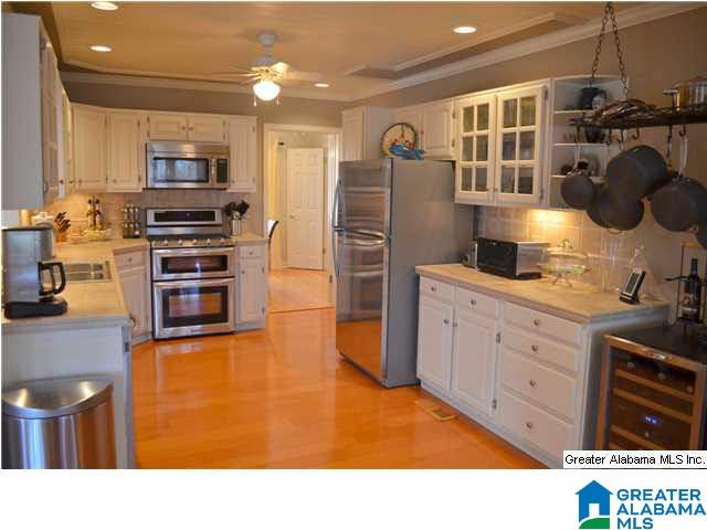 2205 Shades Crest Road Birmingham, AL 35216 - Photo 8 of 32