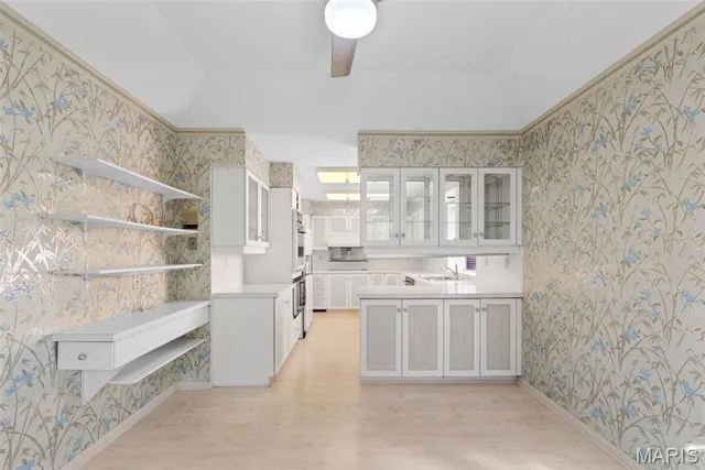 $499,900 | 330 Morristown Court, Chesterfield, MO 63017