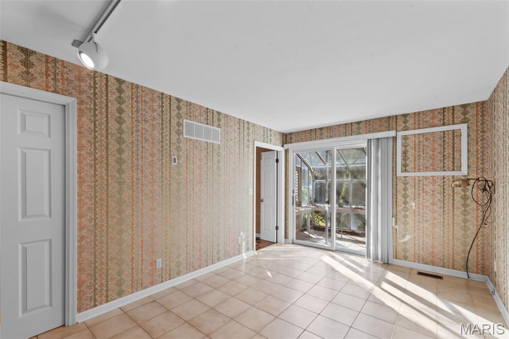 330 Morristown Court Chesterfield, MO 63017 - Photo 17 of 41