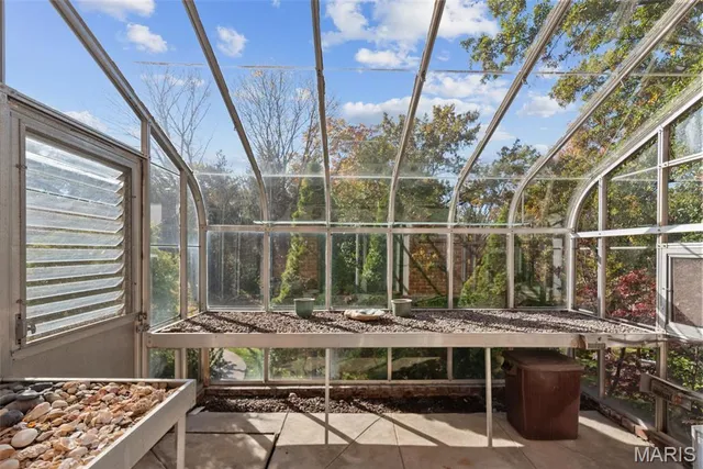 $499,900 | 330 Morristown Court, Chesterfield, MO 63017