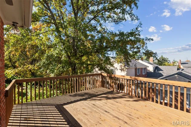 $499,900 | 330 Morristown Court, Chesterfield, MO 63017