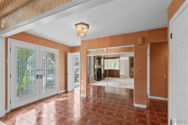 $499,900 | 330 Morristown Court, Chesterfield, MO 63017