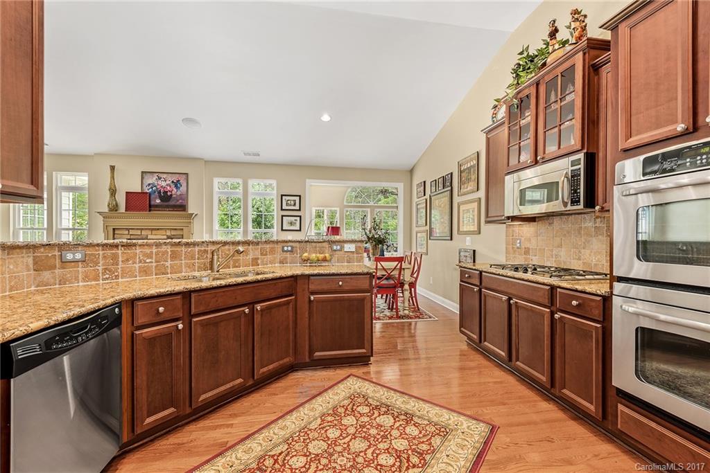522 Placid Court Tega Cay, SC 29708 - Photo 13 of 24 Gallery Image 13
