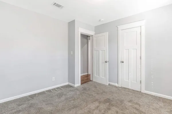$245,000 | 810 West Lakeview Avenue, Pensacola, FL 32501