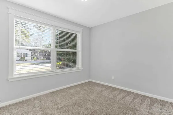 $245,000 | 810 West Lakeview Avenue, Pensacola, FL 32501