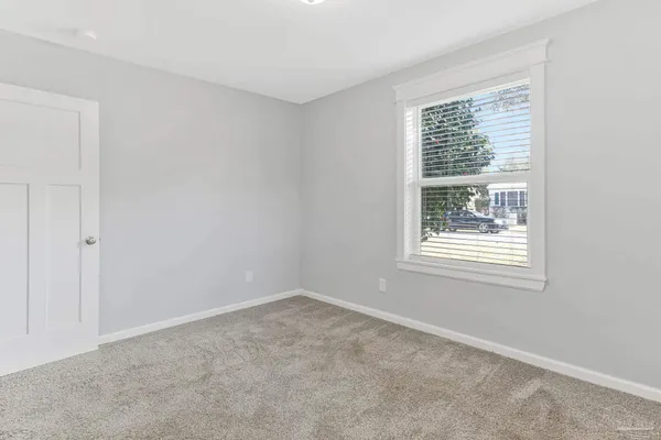 $245,000 | 810 West Lakeview Avenue, Pensacola, FL 32501
