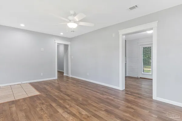 $245,000 | 810 West Lakeview Avenue, Pensacola, FL 32501