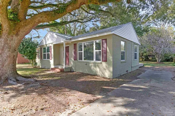 $245,000 | 810 West Lakeview Avenue, Pensacola, FL 32501