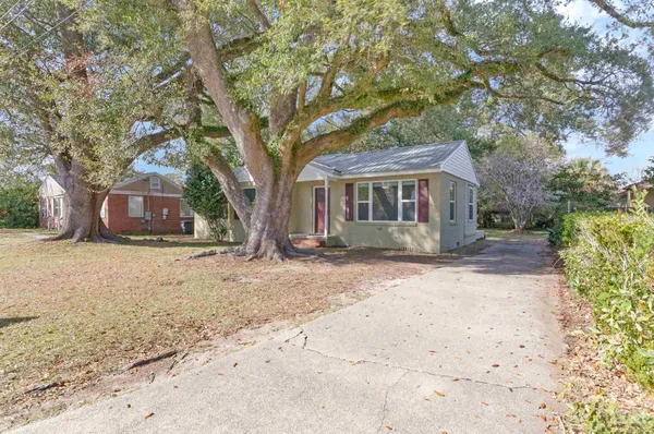 $245,000 | 810 West Lakeview Avenue, Pensacola, FL 32501
