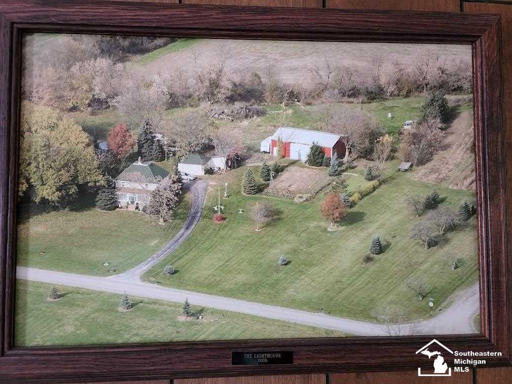 1677 Indian Trail Road Carleton, MI 48117 - Photo 15 of 39 50070616-14.JPG