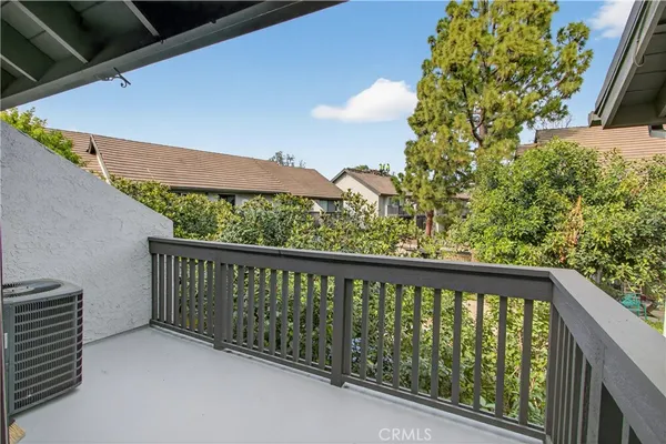 $599,000 | 143 Orange Blossom, Unit 113, Irvine, CA 92618