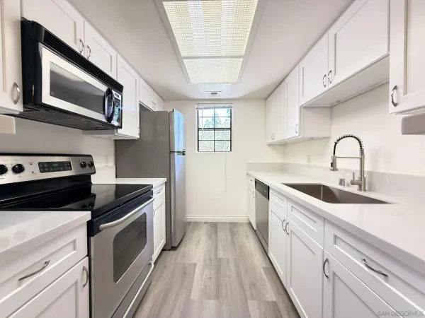 $588,000 | 12027 Alta Carmel Court, Unit 238, San Diego, CA 92128