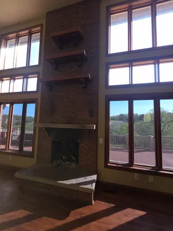 $900,000 | 10187 Cherokee Lane, Aurora, IN 47001