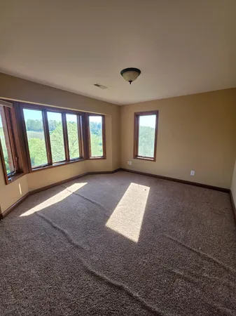 $900,000 | 10187 Cherokee Lane, Aurora, IN 47001