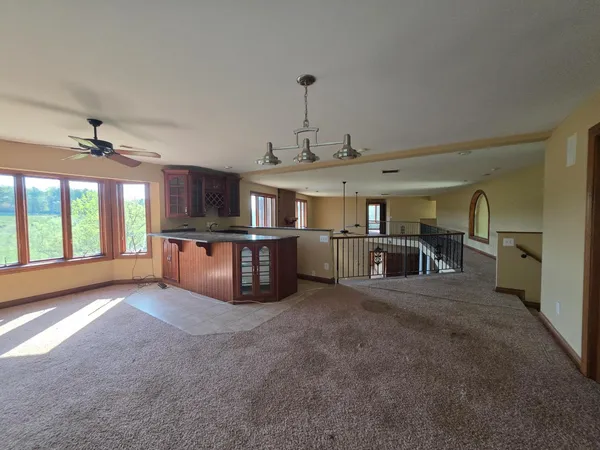 $900,000 | 10187 Cherokee Lane, Aurora, IN 47001