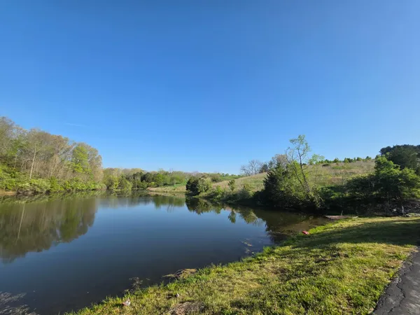 $900,000 | 10187 Cherokee Lane, Aurora, IN 47001