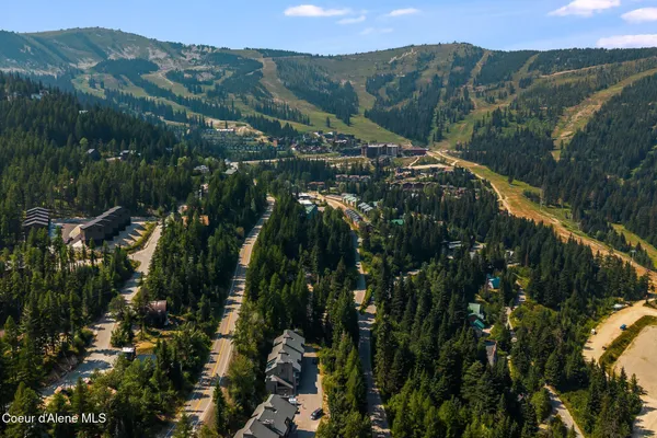 $749,000 | 128 Blooming Flower Court, Unit C2, Sandpoint, ID 83864