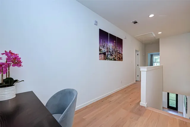 $2,800 | 4101 Edison Street, Houston, TX 77009