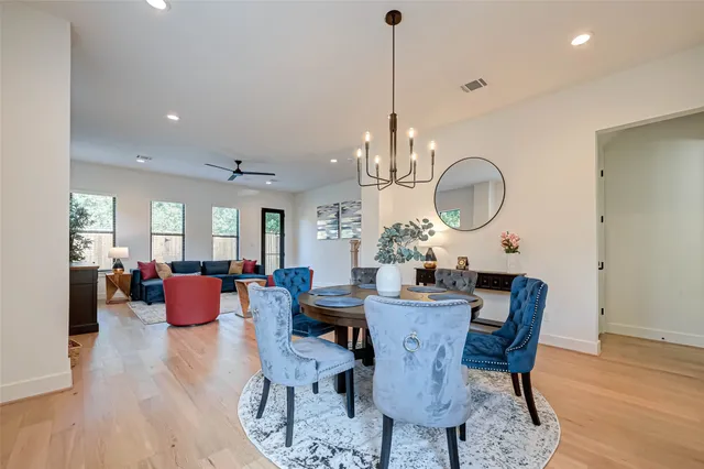 $2,800 | 4101 Edison Street, Houston, TX 77009