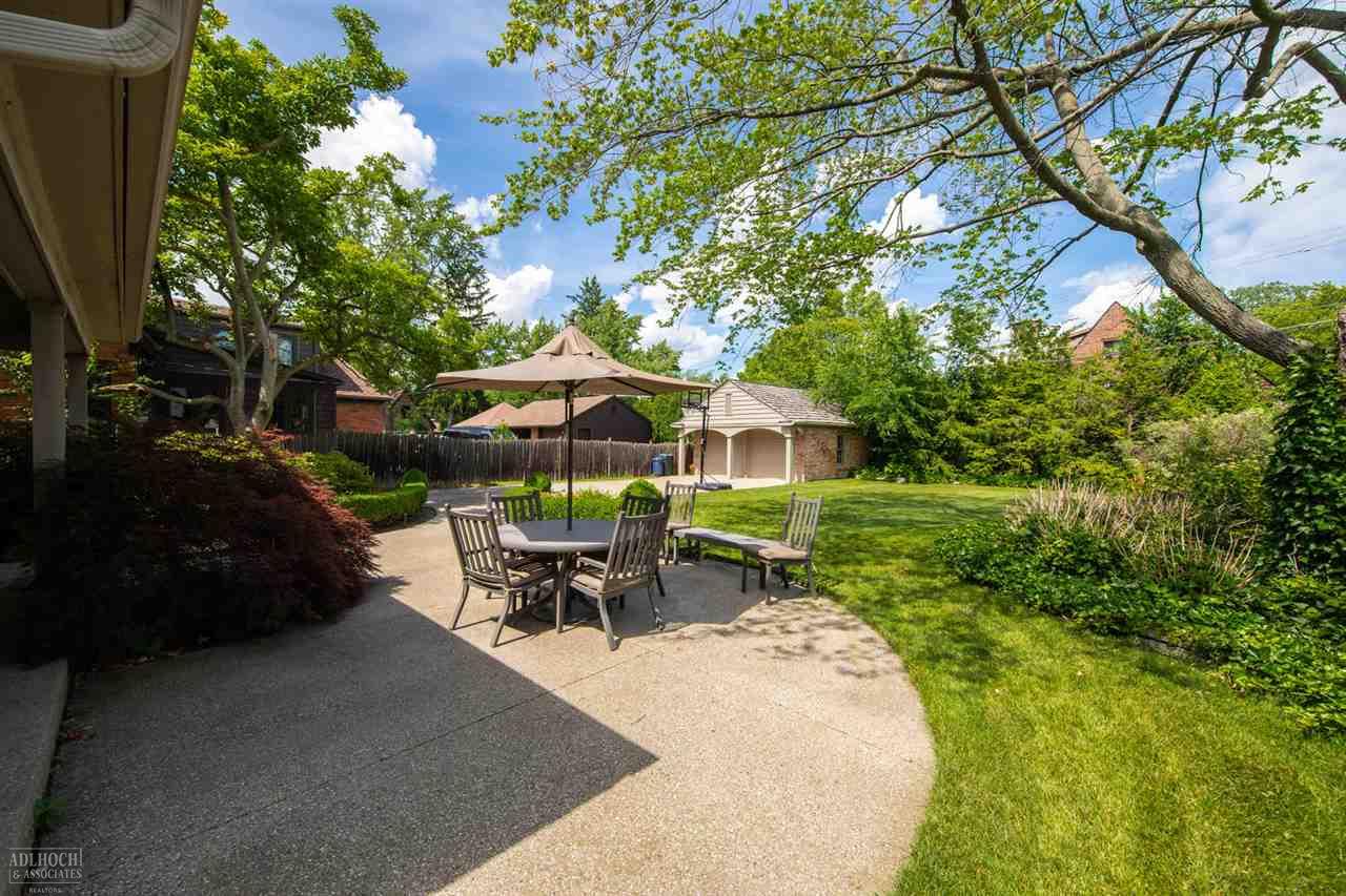 1134 Yorkshire Road Grosse Pointe Park, MI 48230 - Photo 26 of 30