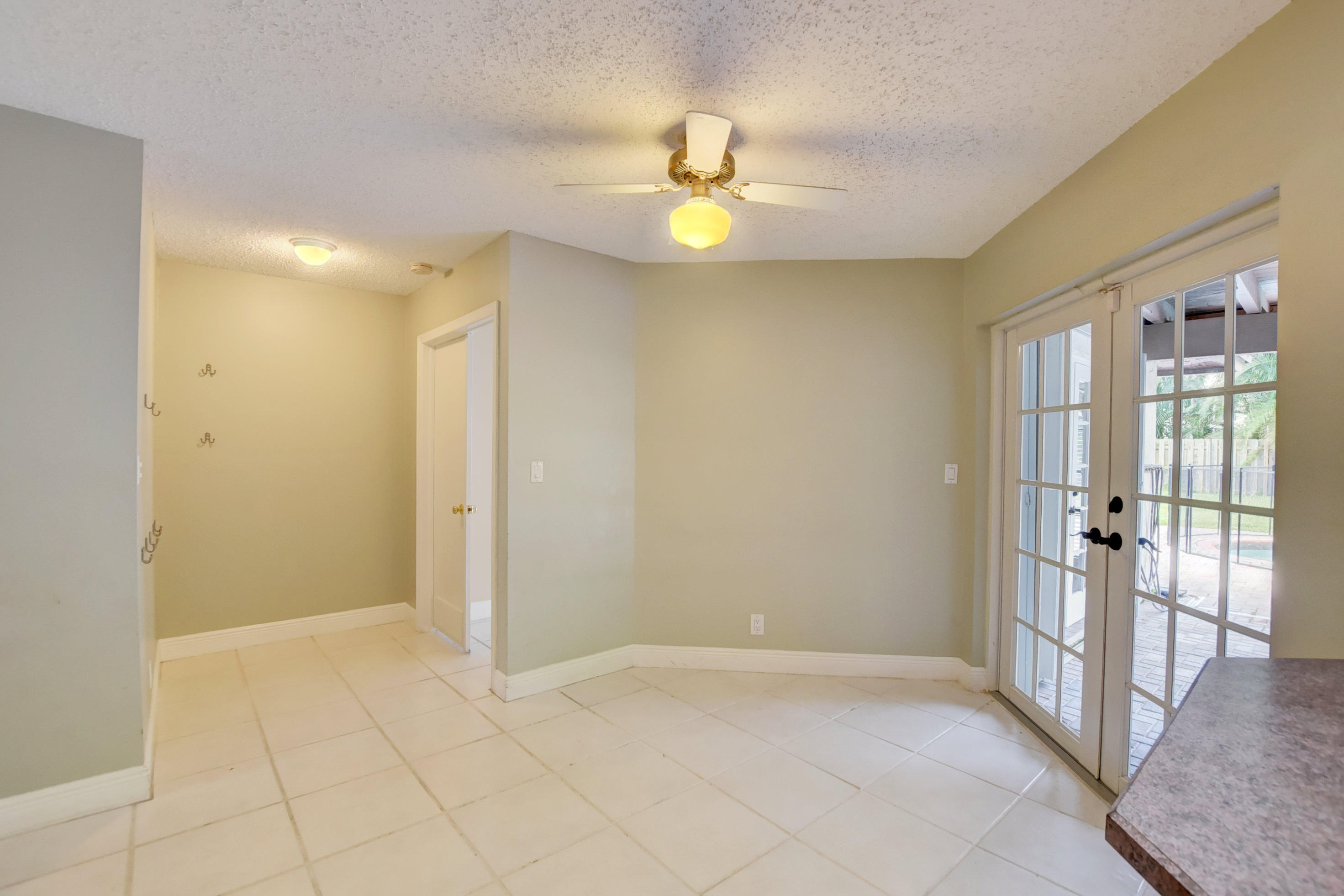 7091 San Sebastian Circle Boca Raton, FL 33433 - Photo 12 of 52 22_ebf_7696and4more