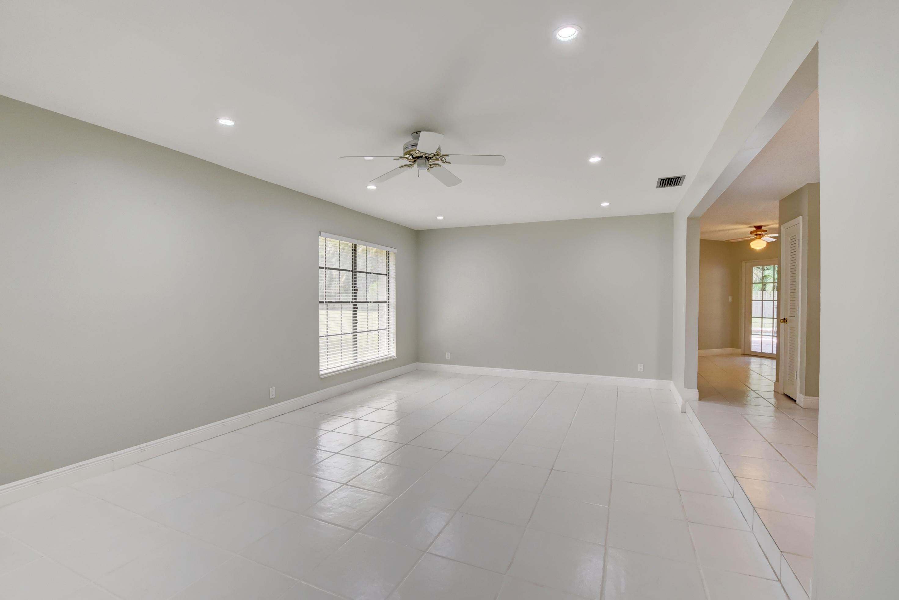 7091 San Sebastian Circle Boca Raton, FL 33433 - Photo 10 of 52 17_ebf_7671and4more